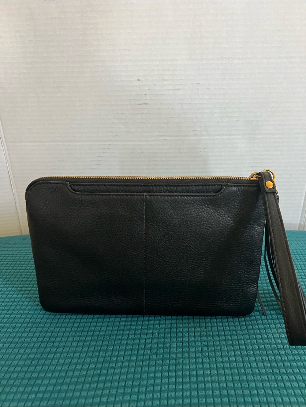 HOBO Black Star-Print Wristlet Clutch with Tassel - Picture 2 of 7
